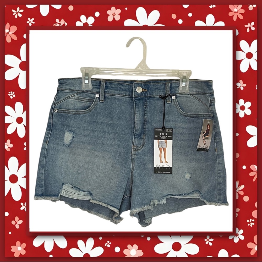 Sofia Jeans by Sofia Vergara Chi Denim Shorts – Light Wash – Size 12 – NWT